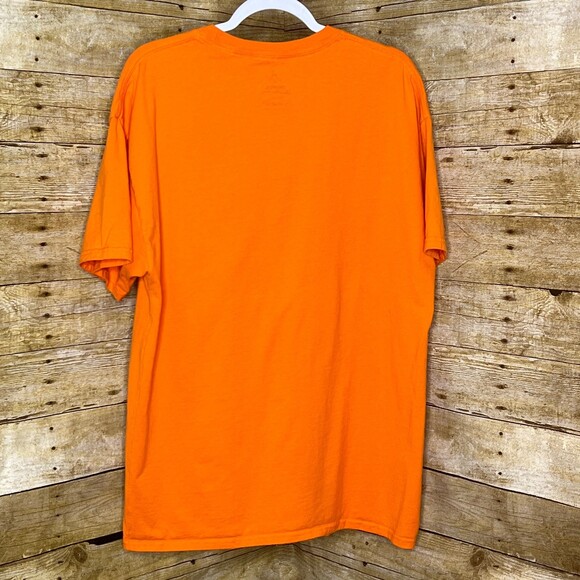 WALT DISNEY WORLD UNISEX NEW RETRO POP CENTURY VACATION ANIMATION TEE SIZE XL - Picture 2 of 3